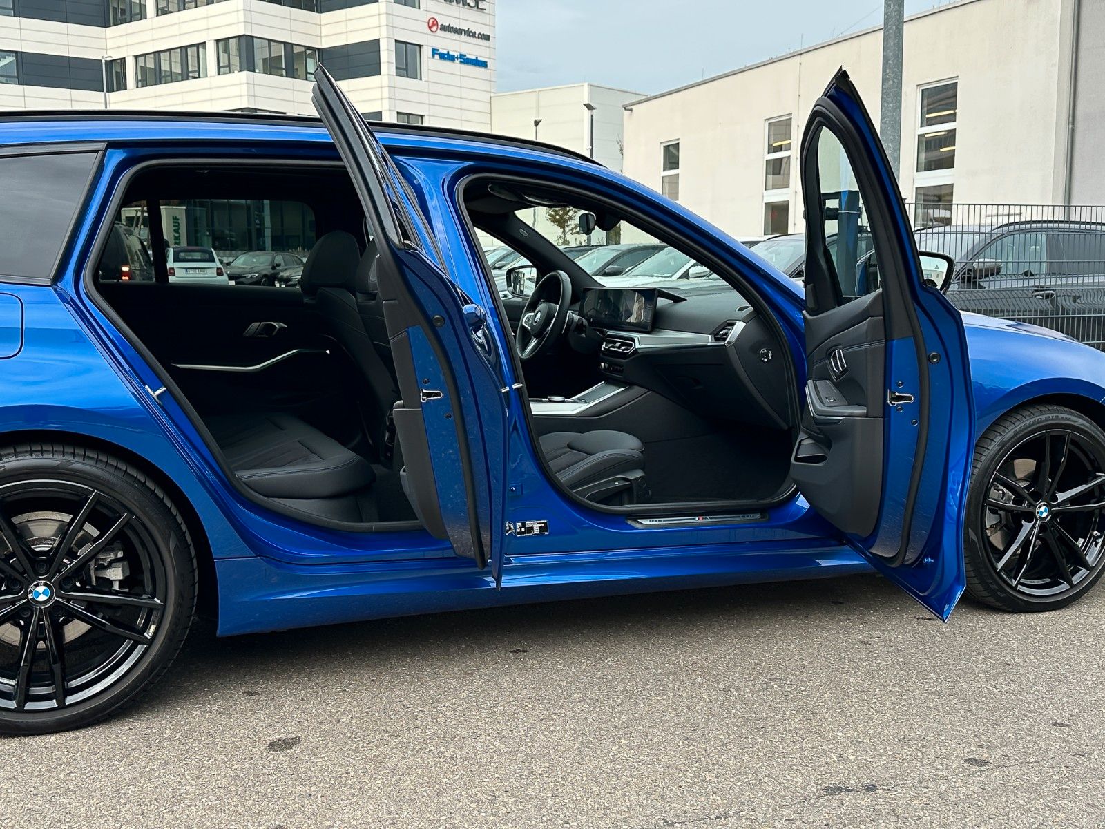 BMW 320d xD M Sport - Samsaru's Car Outlet
