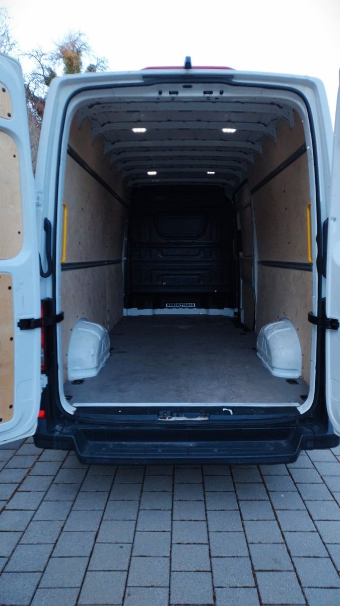 Volkswagen Crafter Kasten Kasten 35 lang Hochdach FWD