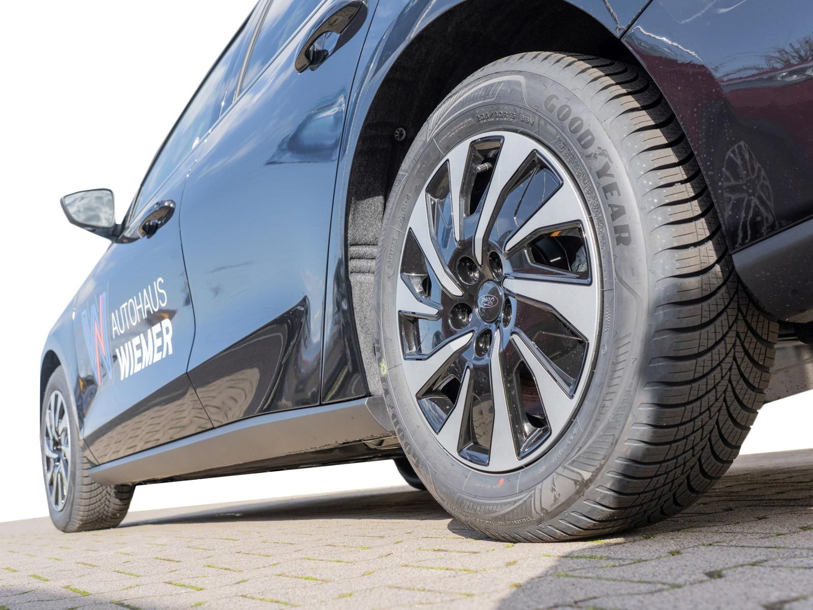 Ford Focus Titanium X 1.5l EcoBl.+Navi+Kamera+PDC+LED