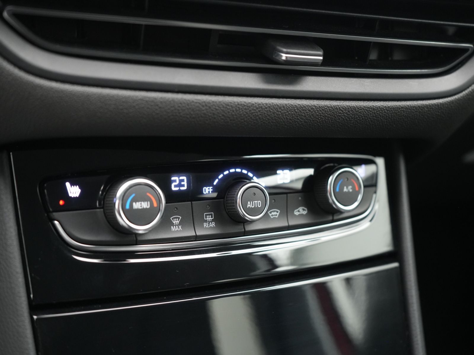 Opel Grandland GS Line - Samsaru's Car Outlet