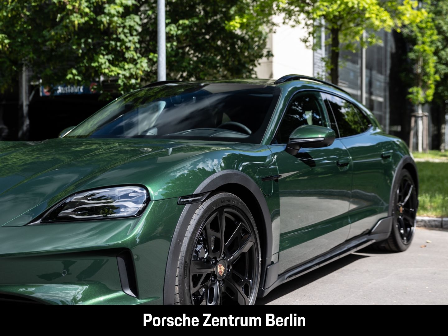 Porsche Taycan 4S Cross Turismo HD-Matrix HA-Lenkung