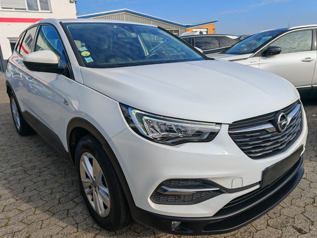 Opel Grandland X 1.5 D EAT8 - Samsaru's Car Outlet