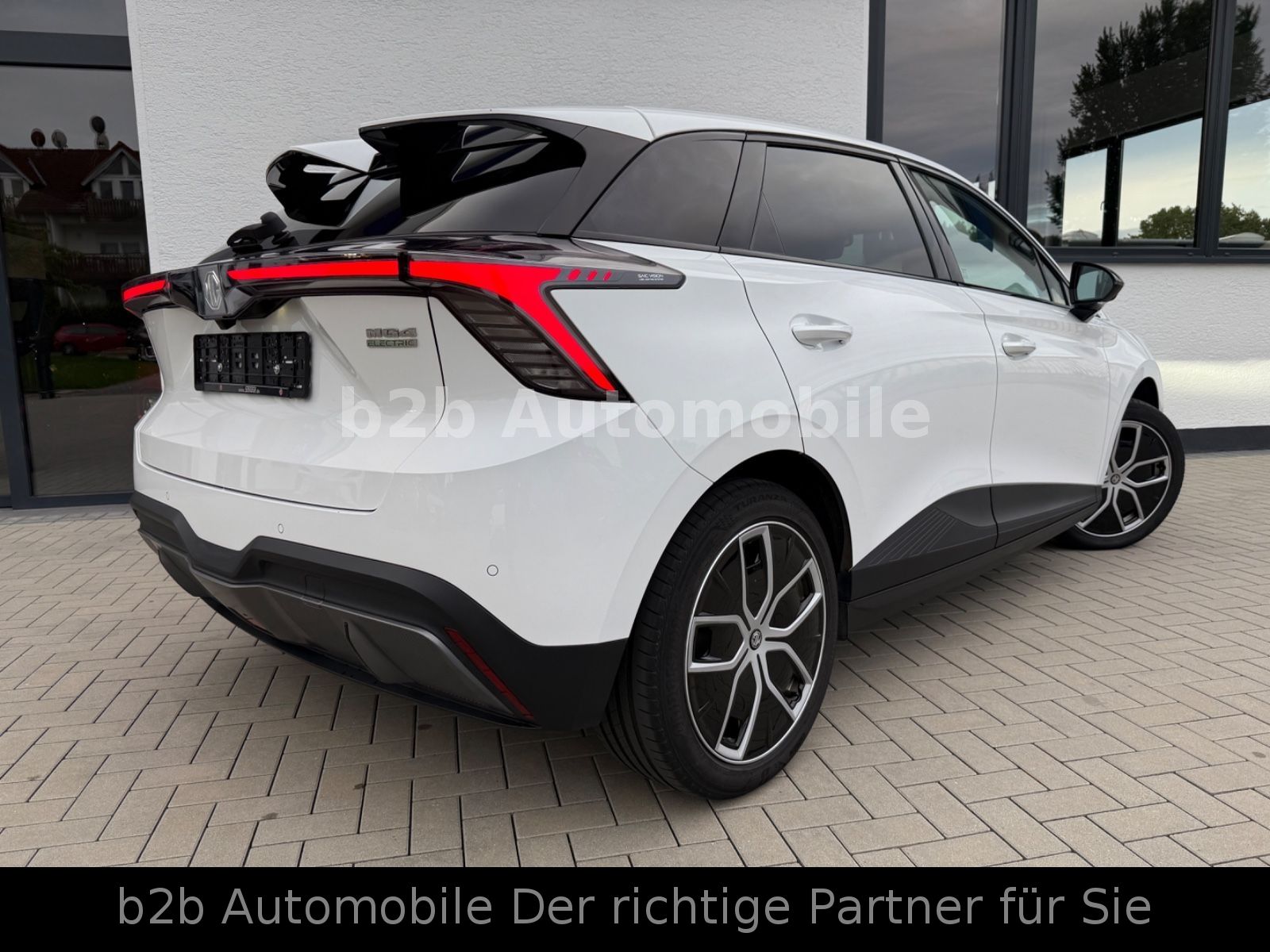 MG4 Luxury /360°/LED/Key/Wärmepumpe/FaceLift!!