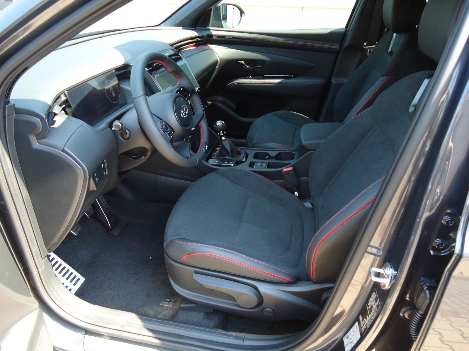 Hyundai Tucson 1.6 T-GDI 48V N-Line - Samsaru's Car Outlet