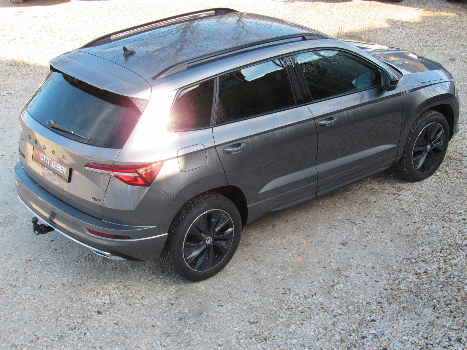 Skoda Karoq 2.0l TDI DSG 4x4 Sportline AHK 360° CANTON