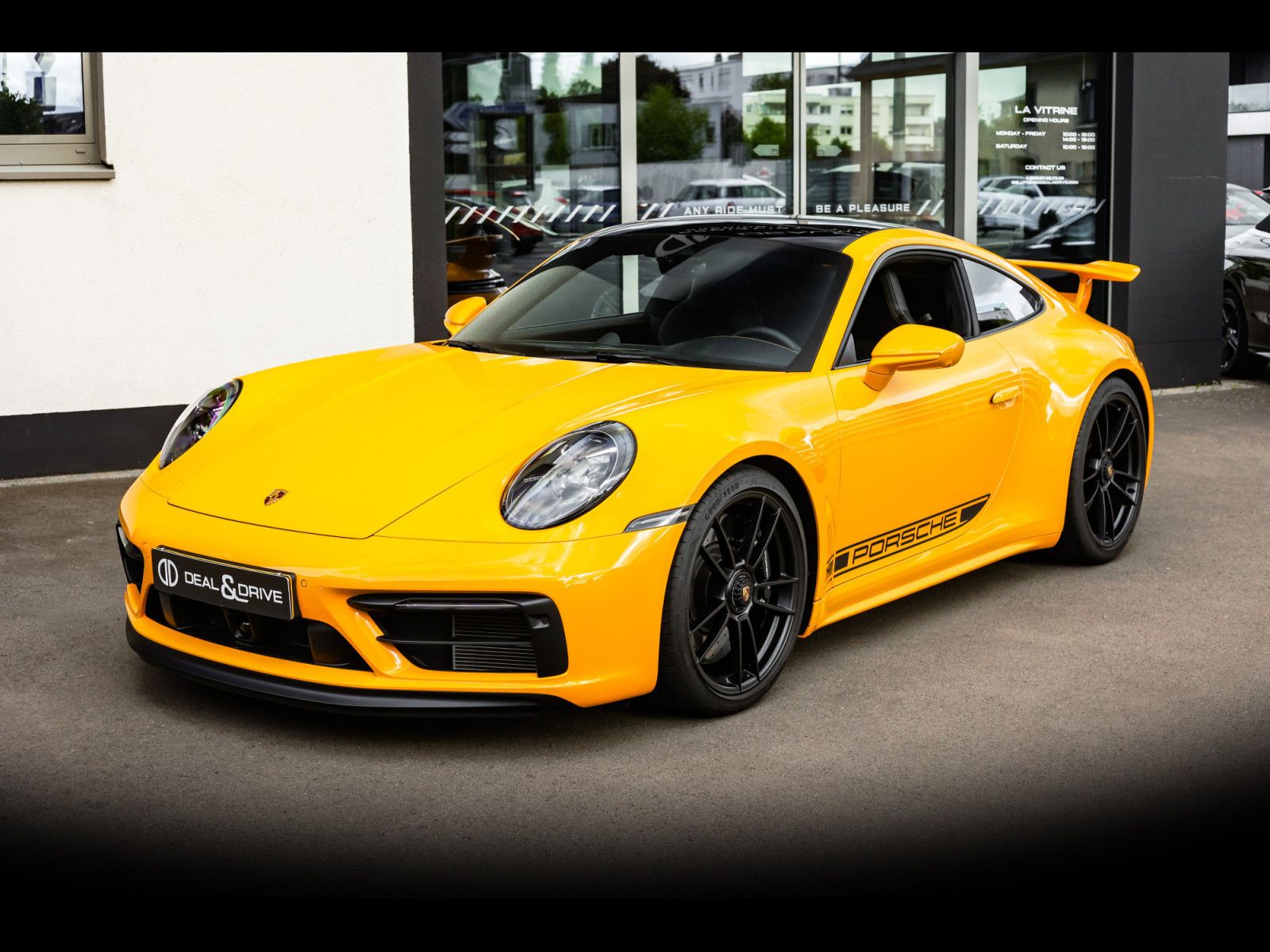 Porsche 992 911 CARRERA 4 GTS COUPE PDK°PTS°MANUFAKTUR