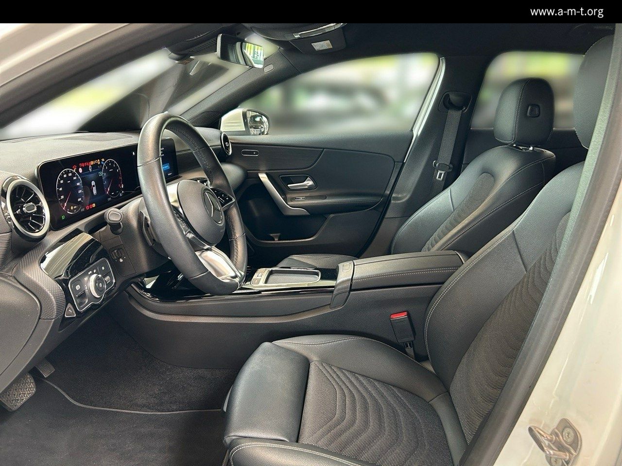 Mercedes-Benz A 200 Progressive Line - Samsaru's Car Outlet