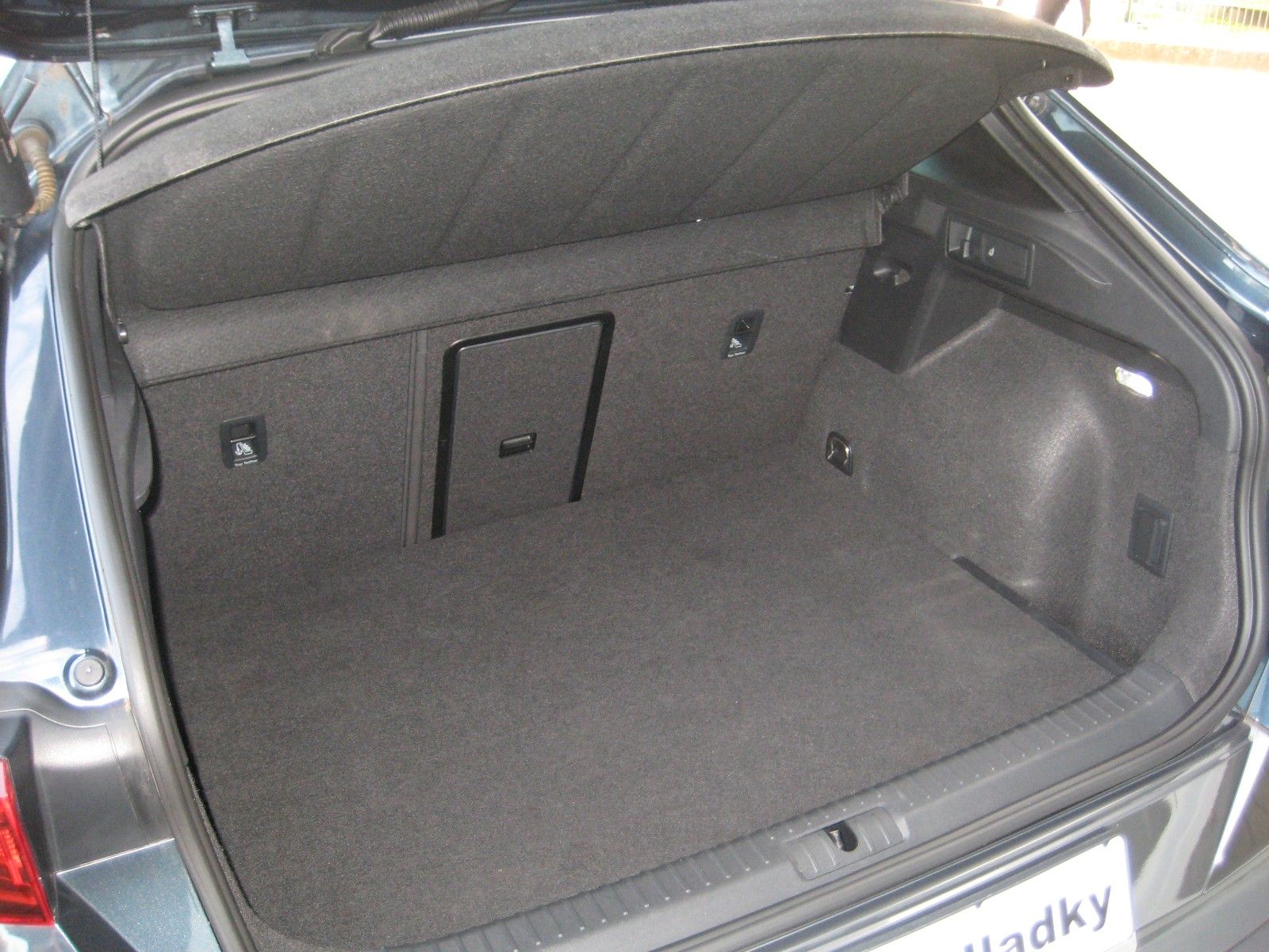 Cupra Formentor VZ 1.4 e-HYBRID DSG/LED/NAVI/SHZ/AHK