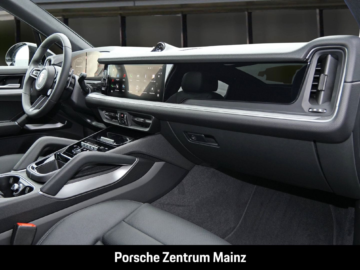 Porsche Cayenne BOSE,Sportdesign,Spo.Aga.,HUD,Innodrive,