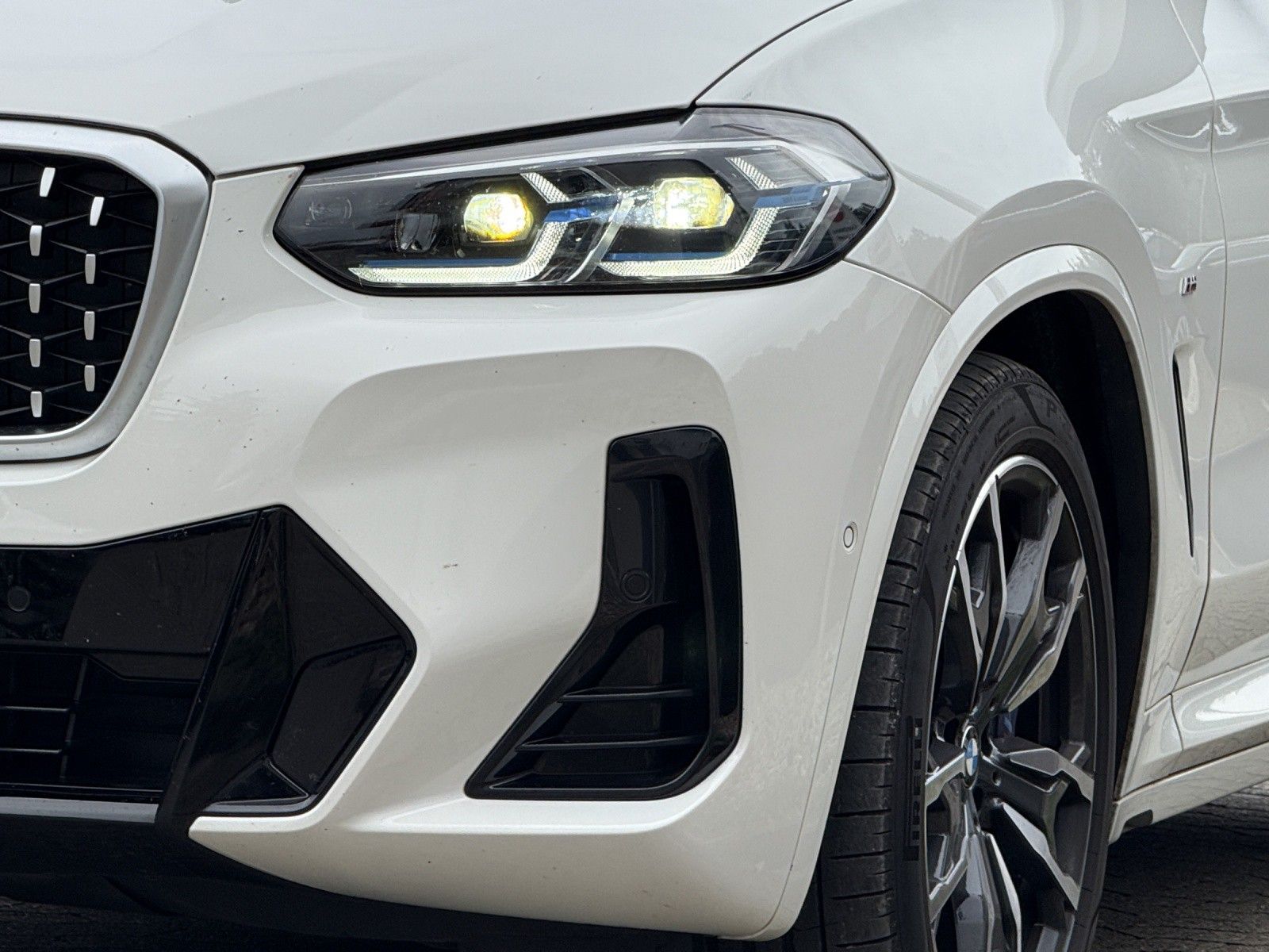 BMW X4 xDrive 30 d M Sport/HUD/LASER/STDHZ/AHK/ACC/H