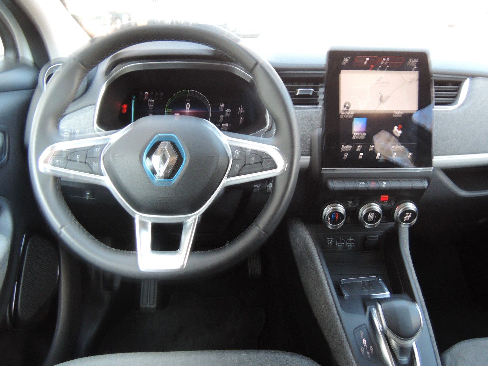 Renault ZOE R135 Z.E.50 Experie. - Samsaru's Car Outlet