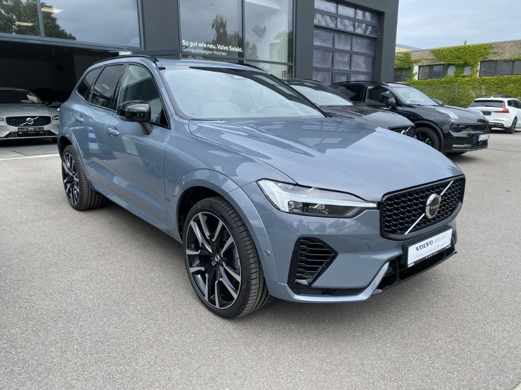 Volvo XC60 Ultimate Dark Recharge Plug-In Hybrid AWD T