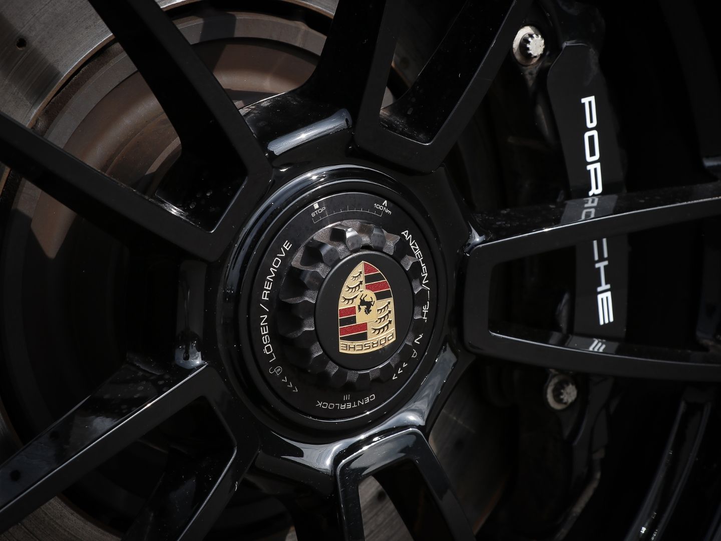 Porsche 992 911 Targa 4 GTS Burmester HA-Lenkung LED
