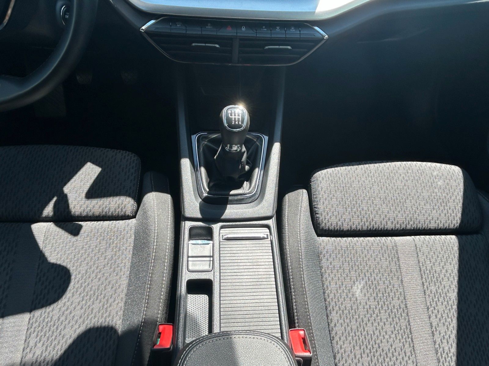 Skoda OCTAVIA Combi 1.5 TSI - Samsaru's Car Outlet