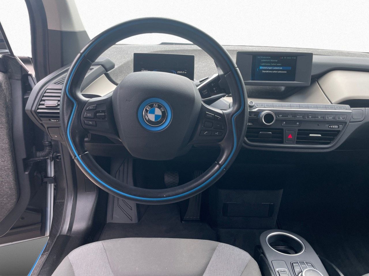 BMW i3 - Samsaru's Car Outlet