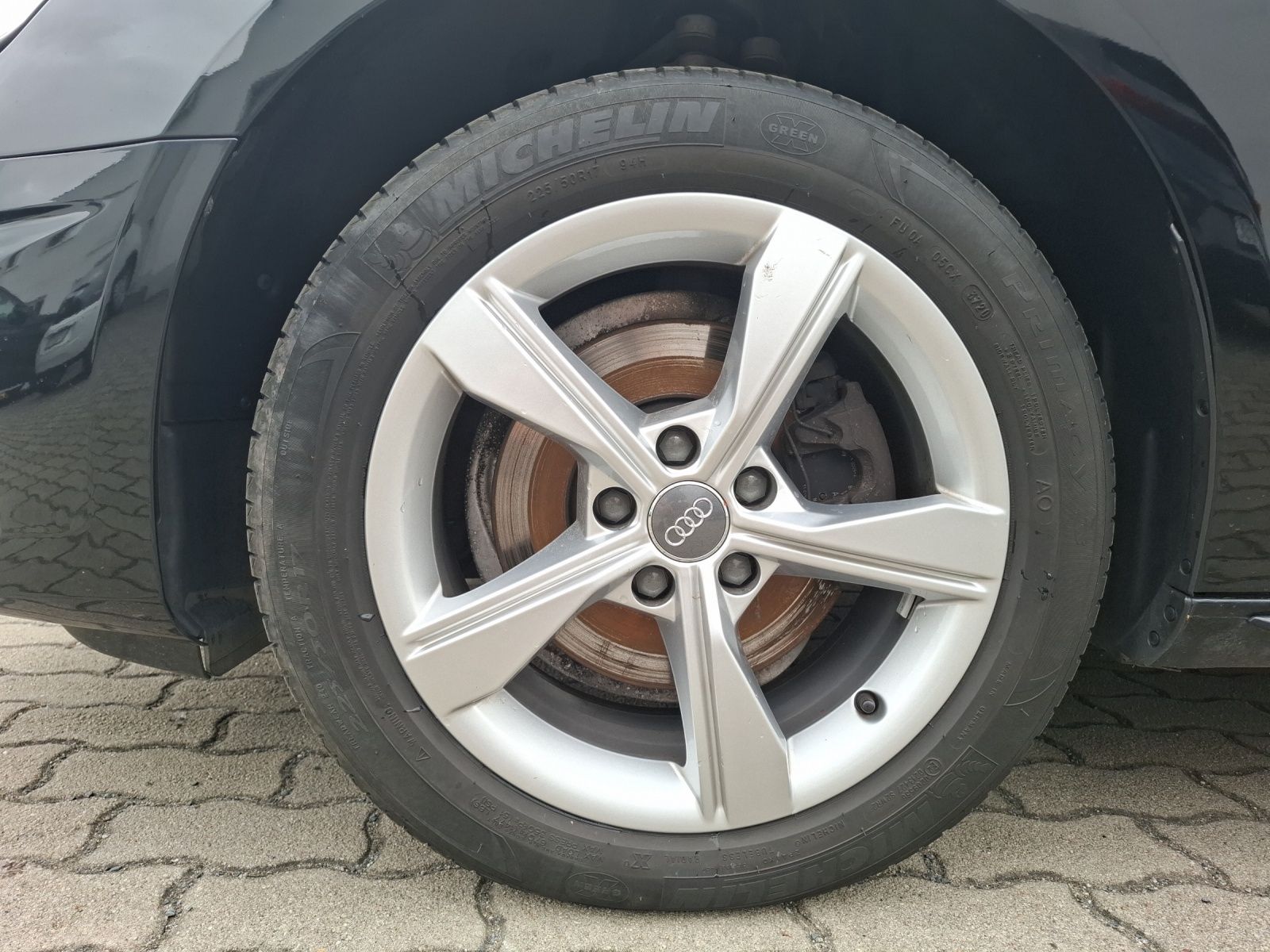 Audi A4 Avant 35 TFSI advanced S-tronic - Samsaru's Car Outlet
