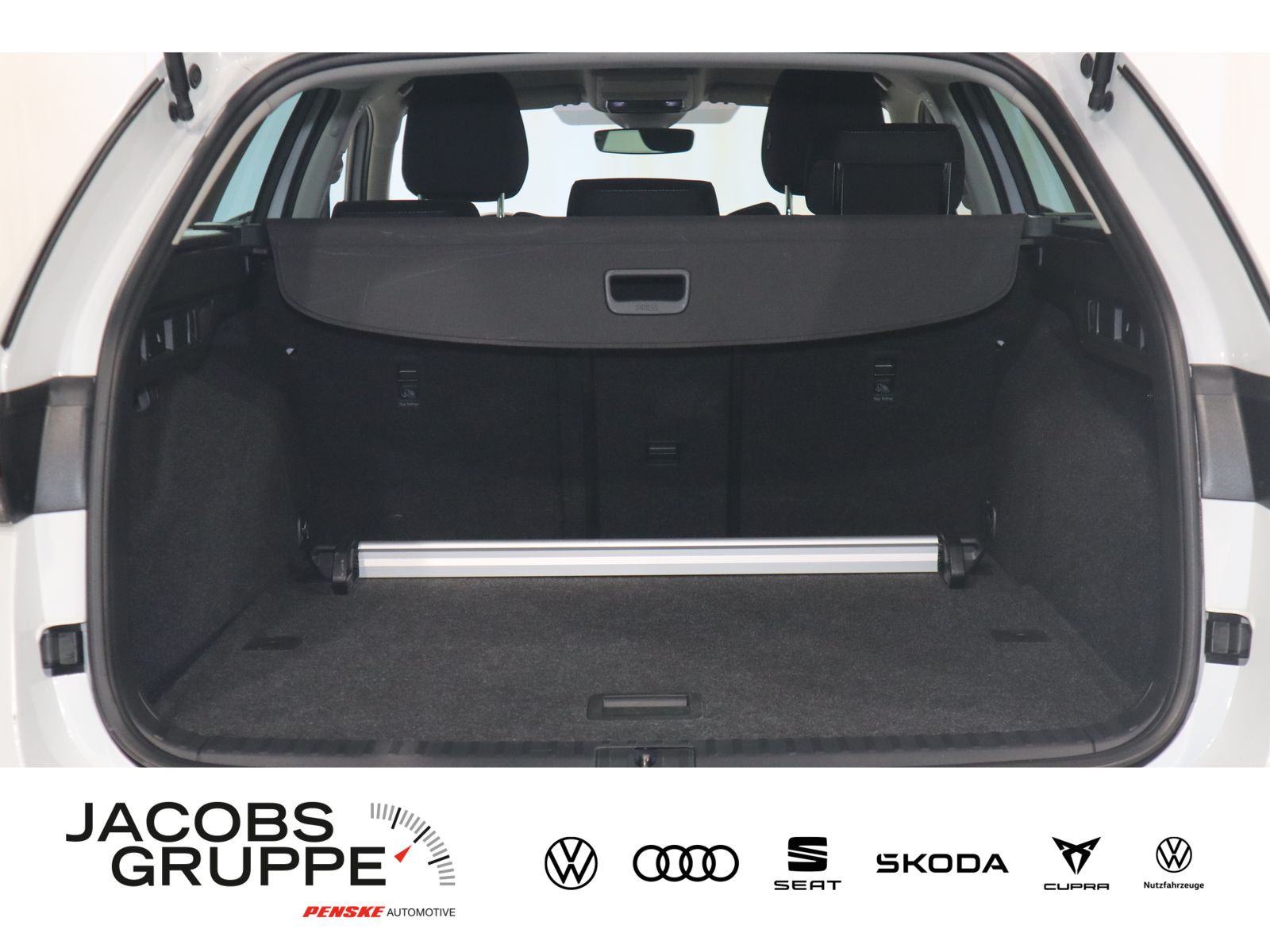 Skoda Octavia Combi 1.5 TSI Clever - Samsaru's Car Outlet
