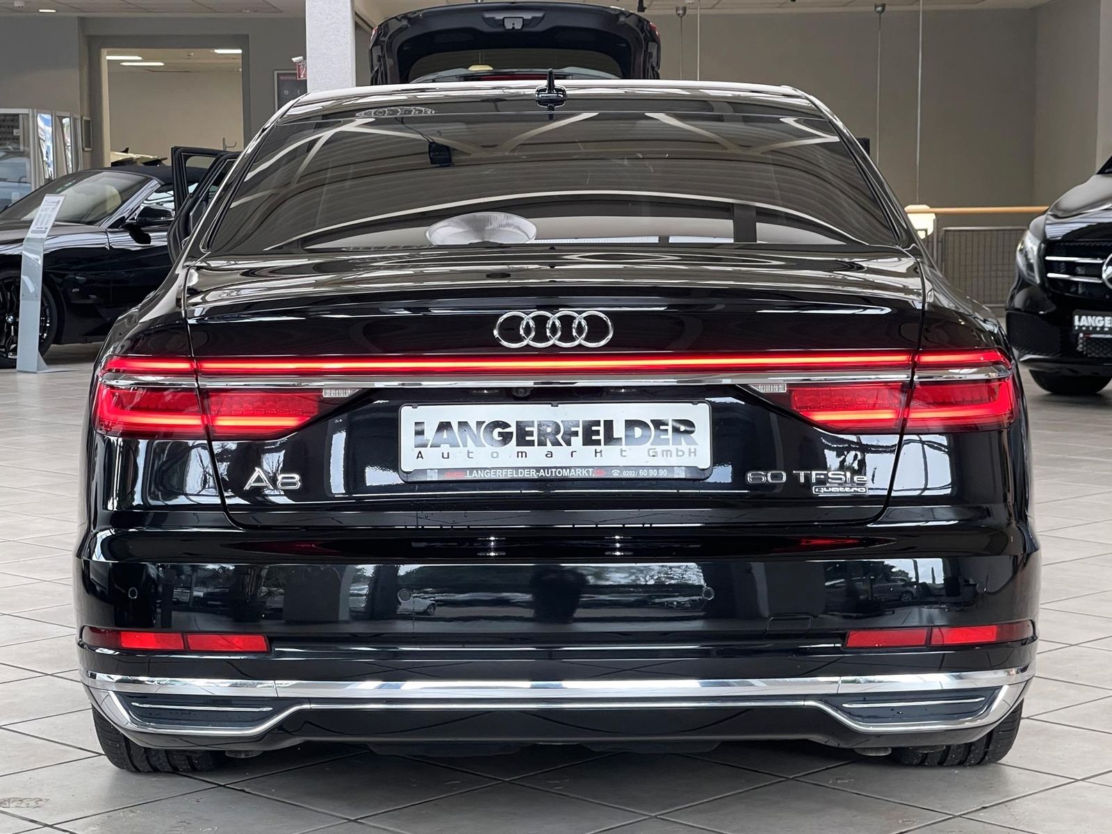 Audi A8 60 TFSI e quattro - Samsaru's Car Outlet