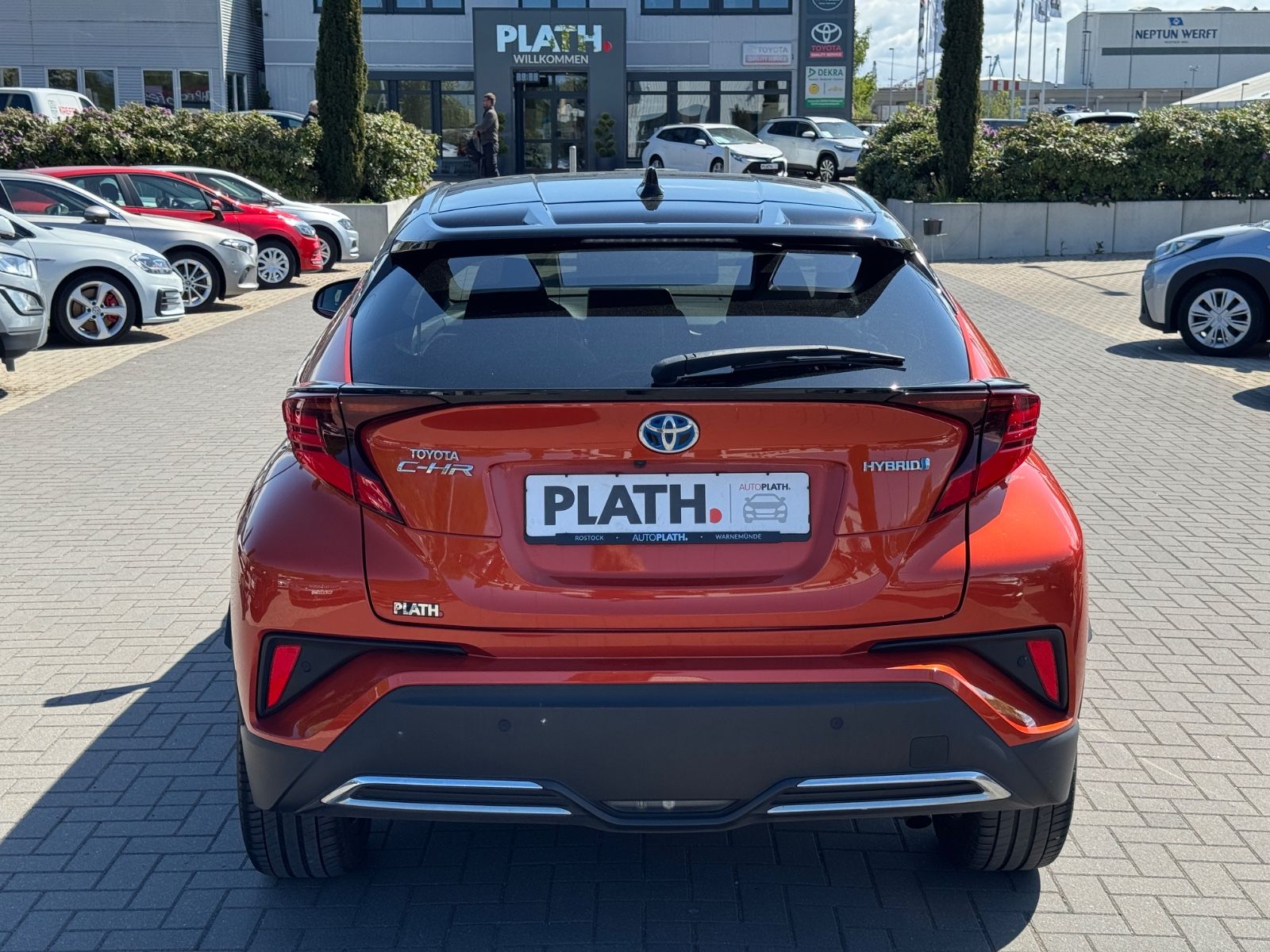 Toyota C-HR Hybrid Orange Edition - Samsaru's Car Outlet