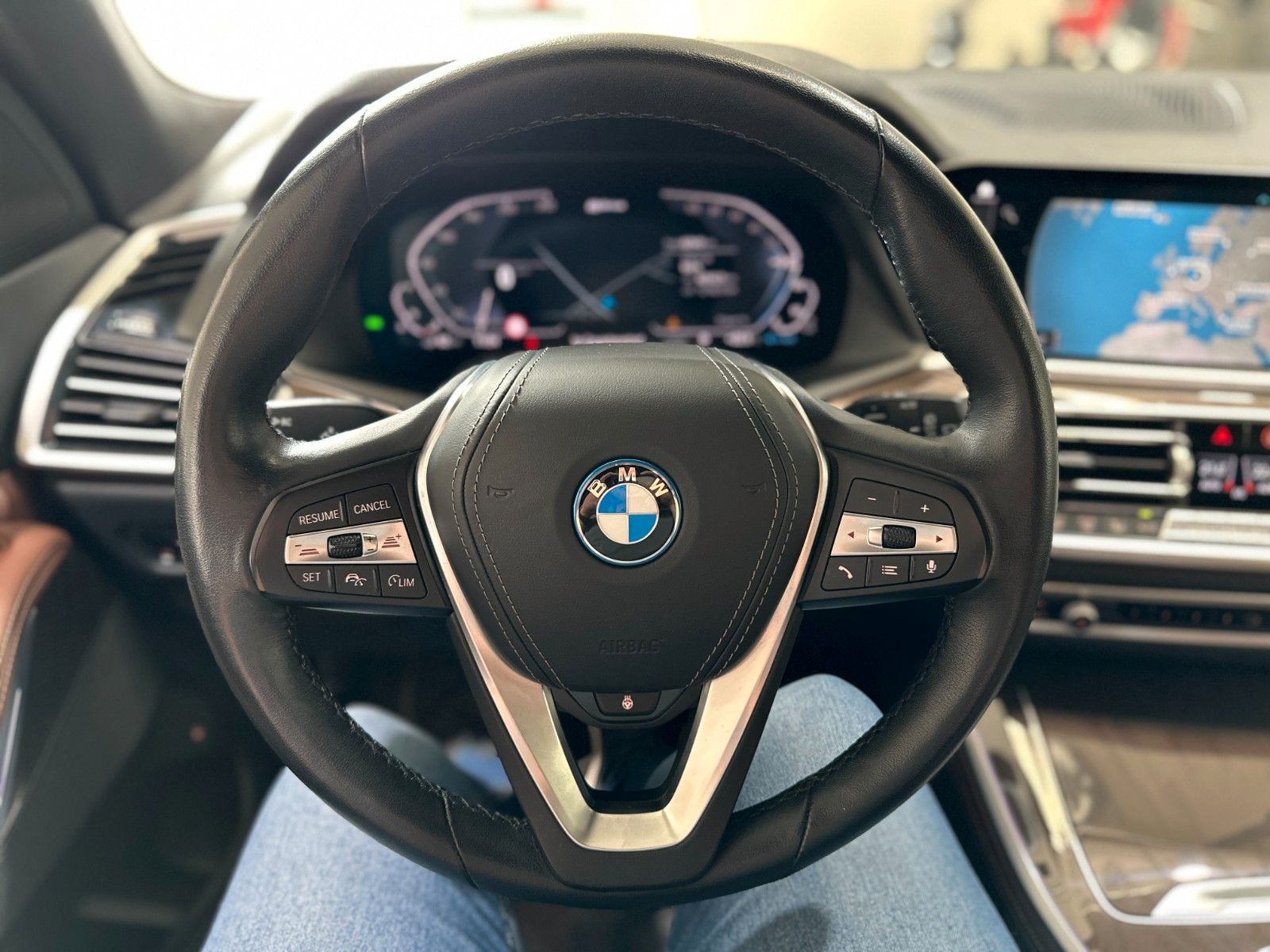 BMW X5 xDrive45e Navi*Leder*Laser-LED*HUD*AHK*19Zoll