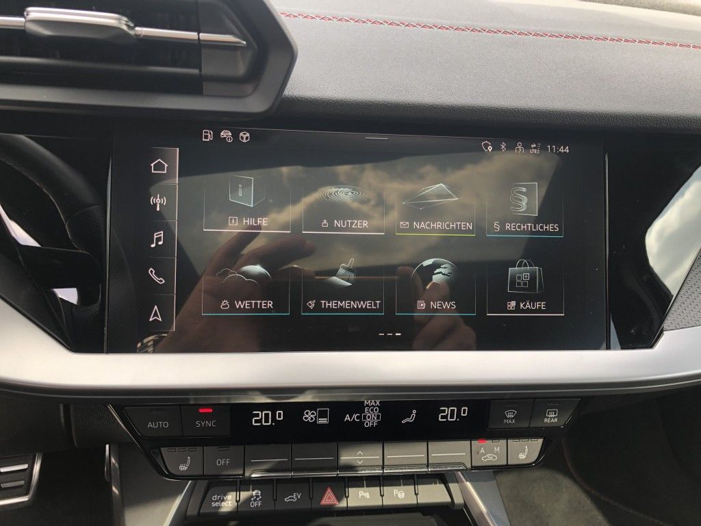 Audi A3 Sportback 45 TFSI e 2xS line - Samsaru's Car Outlet