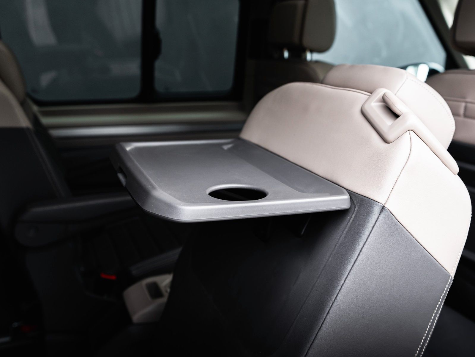 Volkswagen T7 Multivan LANG 100% VOLL TSDHZG LEDER PANO