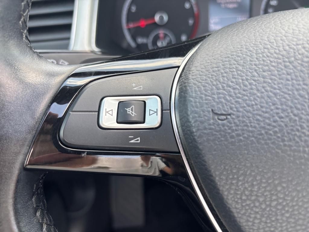 Volkswagen T-Roc 1.5 TSI Style - Samsaru's Car Outlet
