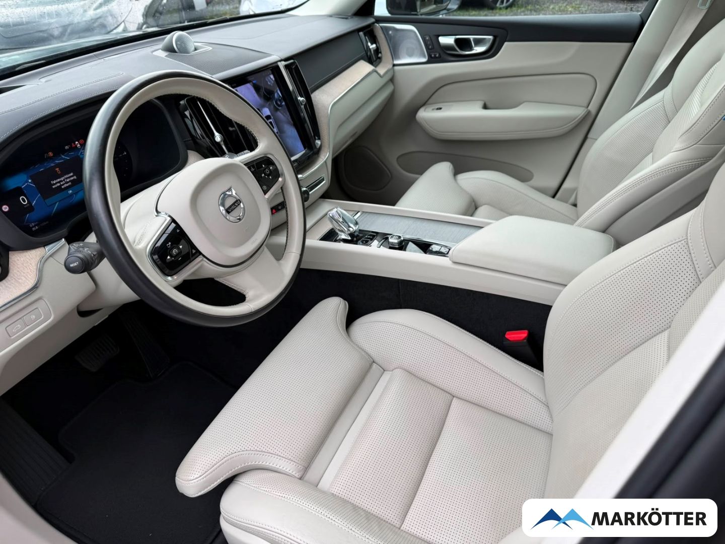 Volvo XC60 T8 AWD Ultimate Bright Recharge AKH/ACC/360