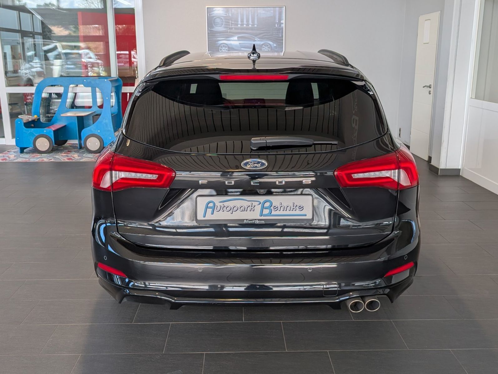 Ford Focus TDCi ST-Line X - Samsaru's Car Outlet