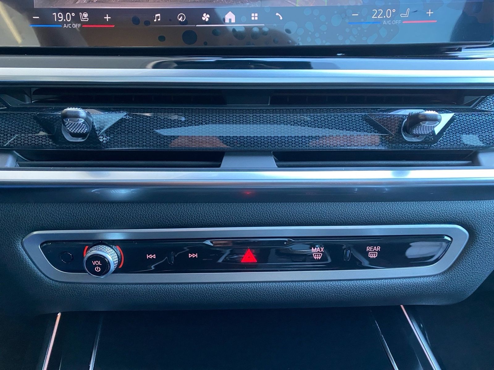 BMW X7 xDrive40d M-Sport 360 ACC AHK HUD Pano SHZ B&