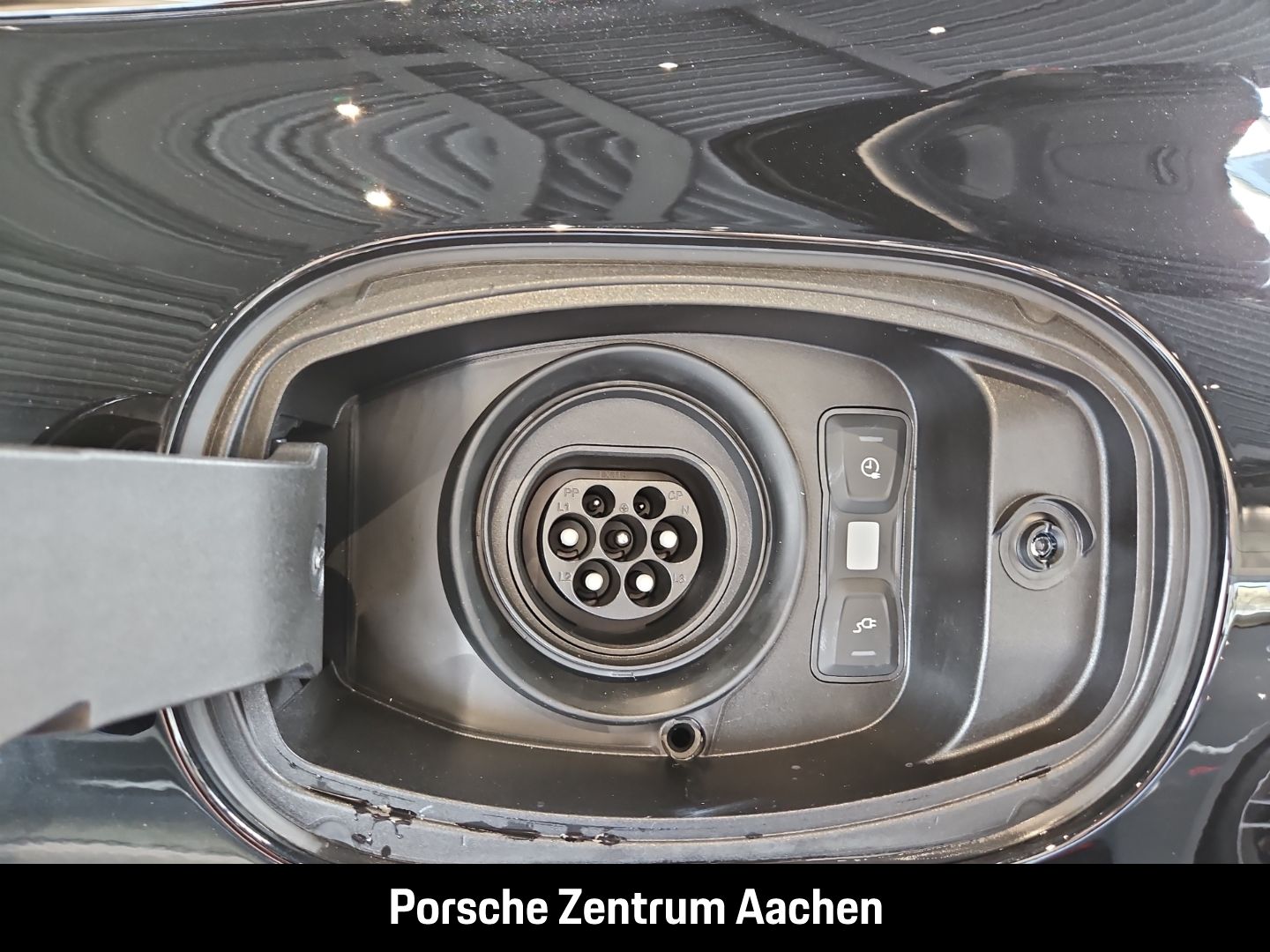 Porsche Cayenne E-Hybrid Coupe BOSE Surround Panorama