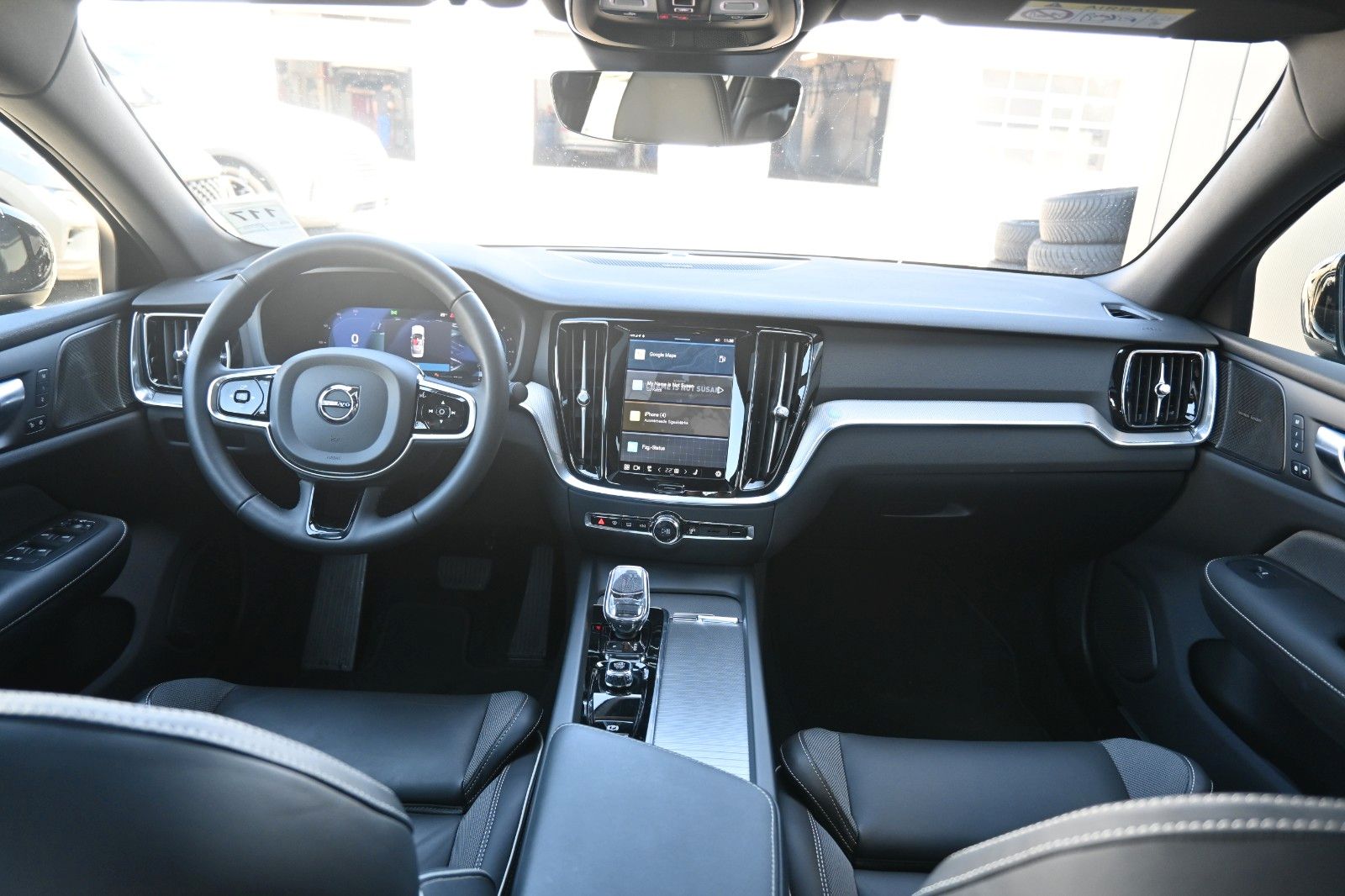 Volvo S60 B4 Plus Dark*LED*PANO*STHZ*H&K*360*QI*19"