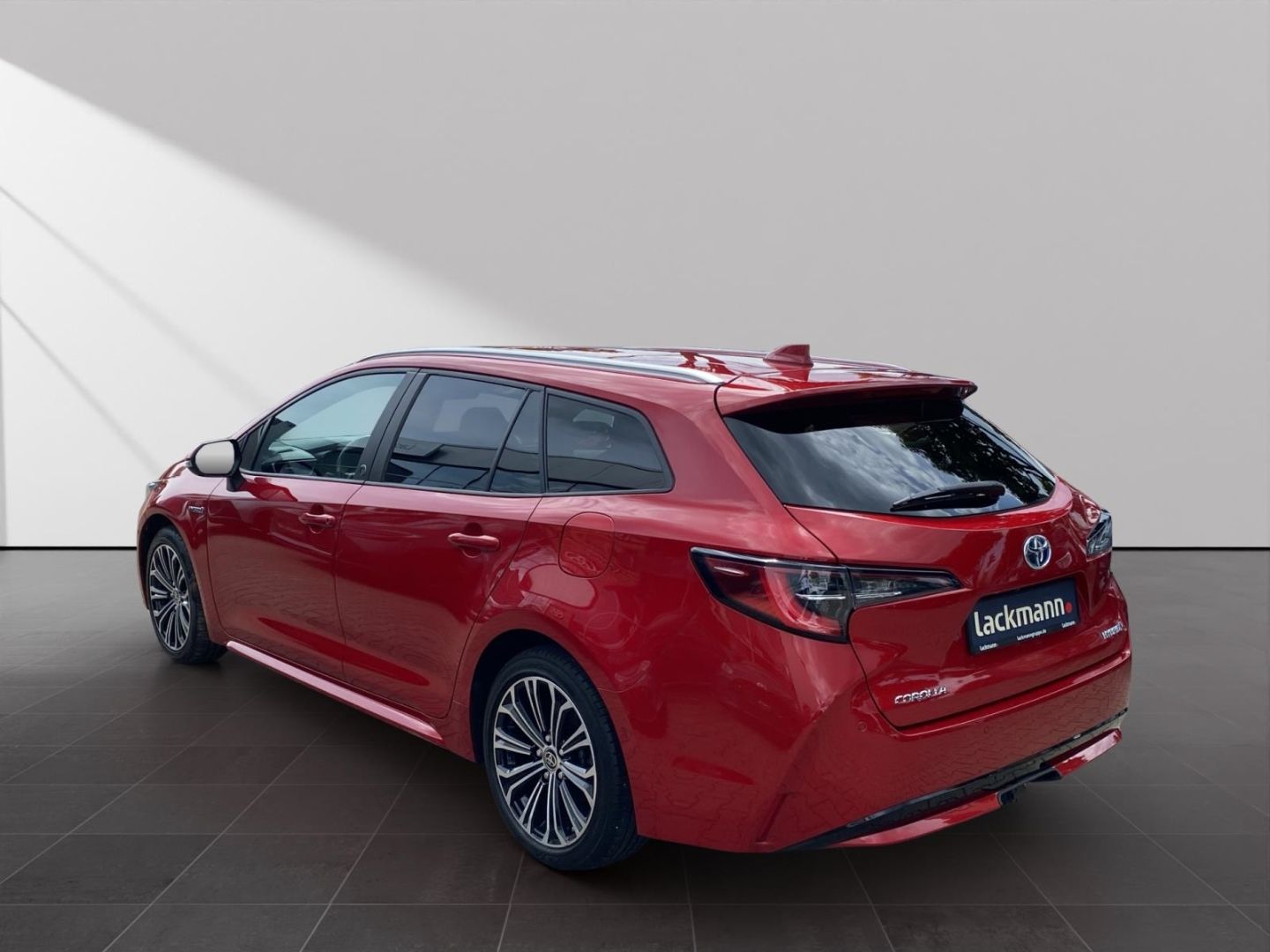 Toyota Corolla 1.8 TS Hybrid - Samsaru's Car Outlet