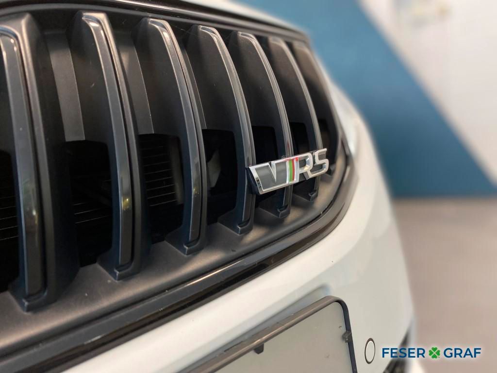 Skoda Octavia Combi RS 2.0 TSI - Samsaru's Car Outlet