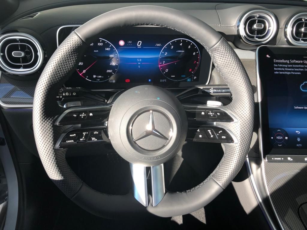 Mercedes-Benz GLC 200 4MATIC +EditionAMG+20Z+Night+Pano+AHK