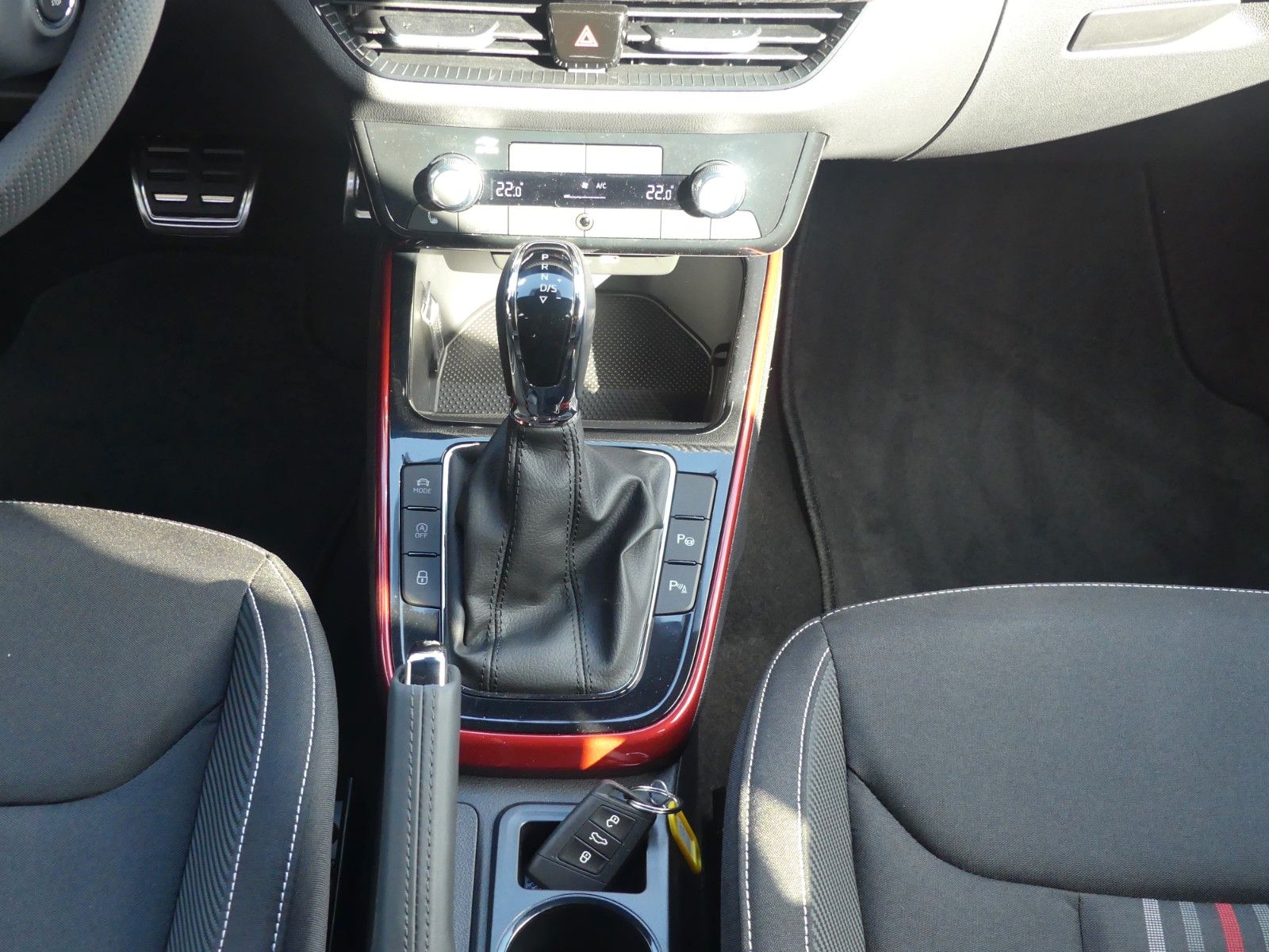Skoda Fabia Monte Carlo, RF Kamera, LED, Navi, heiz FS