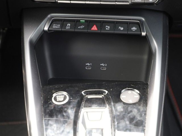 Audi A3 Sportback 45 TFSI e S line LM18 AHK ACC Matri