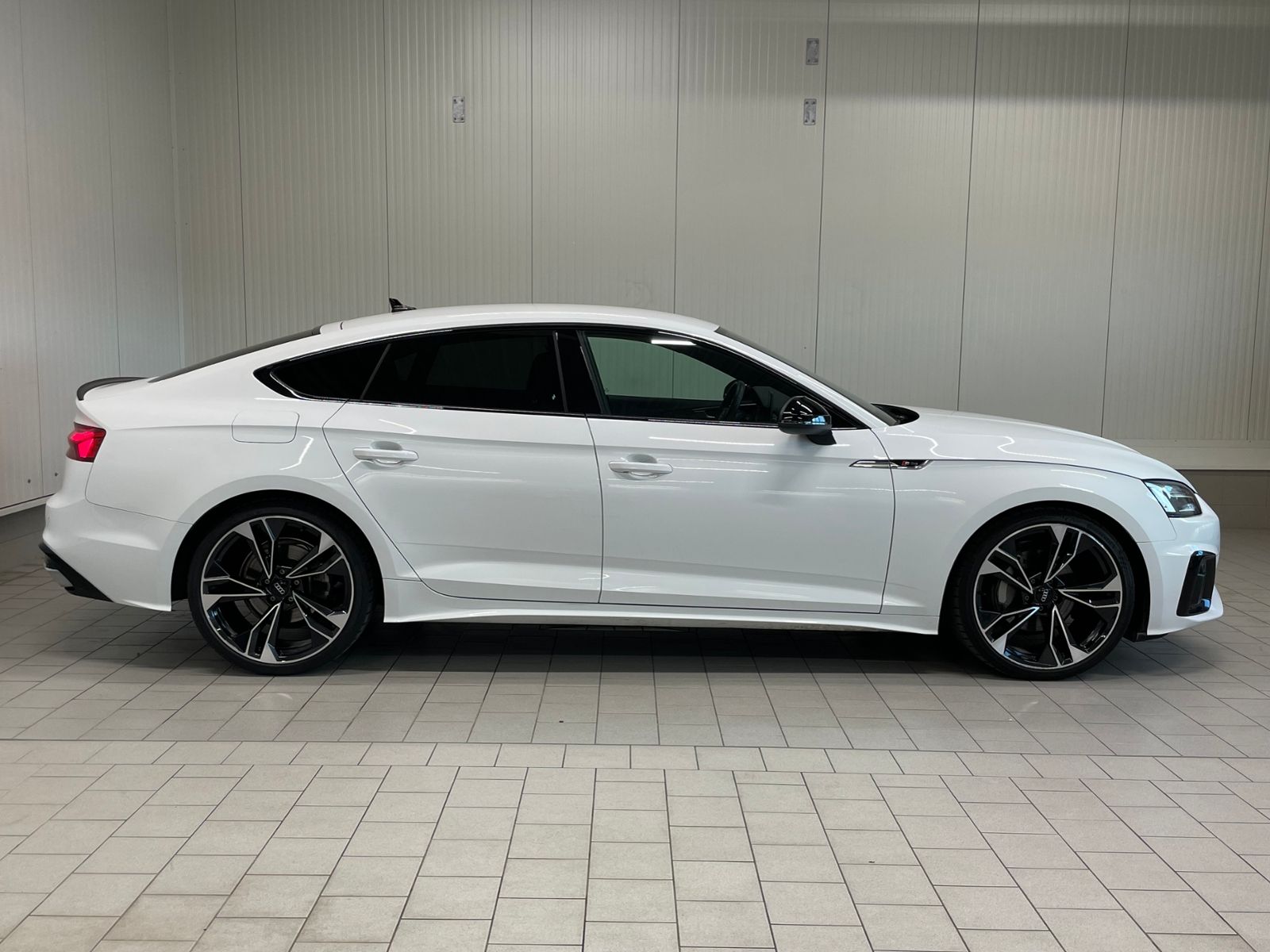 Audi A5 Sportback 40 TDI QUATTRO S-Line+NAVI+LED+AHK+