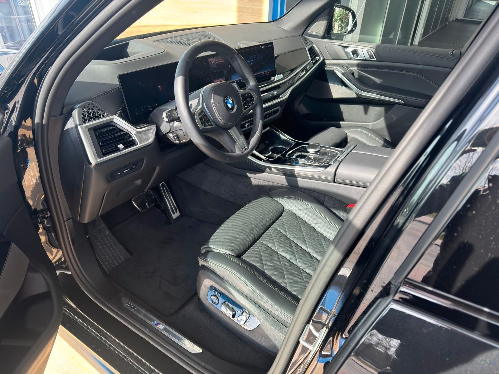 BMW X5 xDrive 30d M Sport Pro 22 AHK Pano Soft Stand