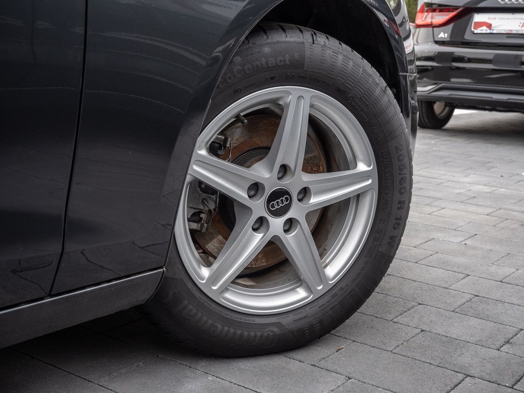 Audi A4 Avant 35 TDI S tronic - Samsaru's Car Outlet