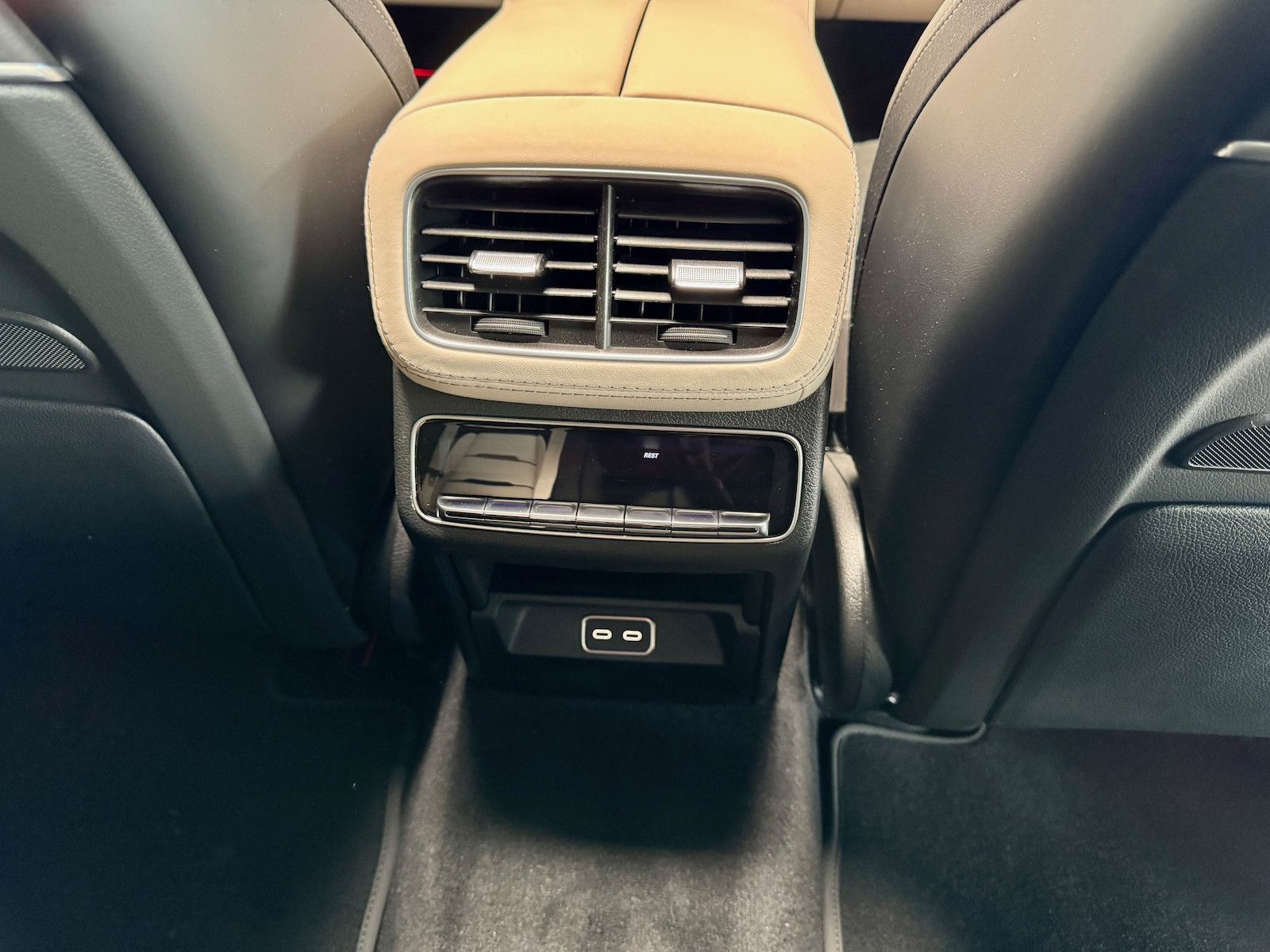 Mercedes-Benz GLE 63 S AMG 4M+ Coupe Pano AIRMATIC DISTRONIC P
