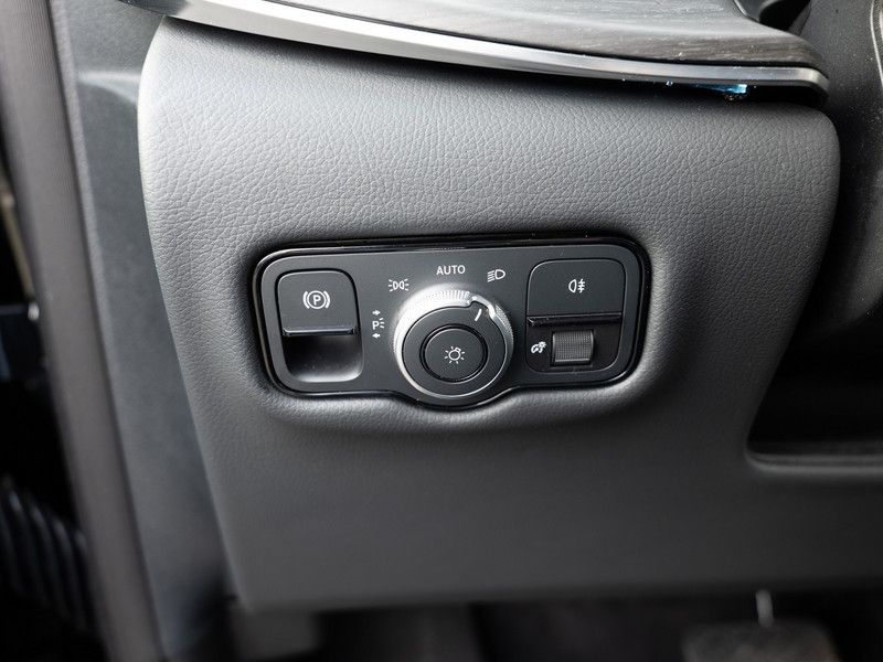 Mercedes-Benz V 300 Avantgarde - Samsaru's Car Outlet