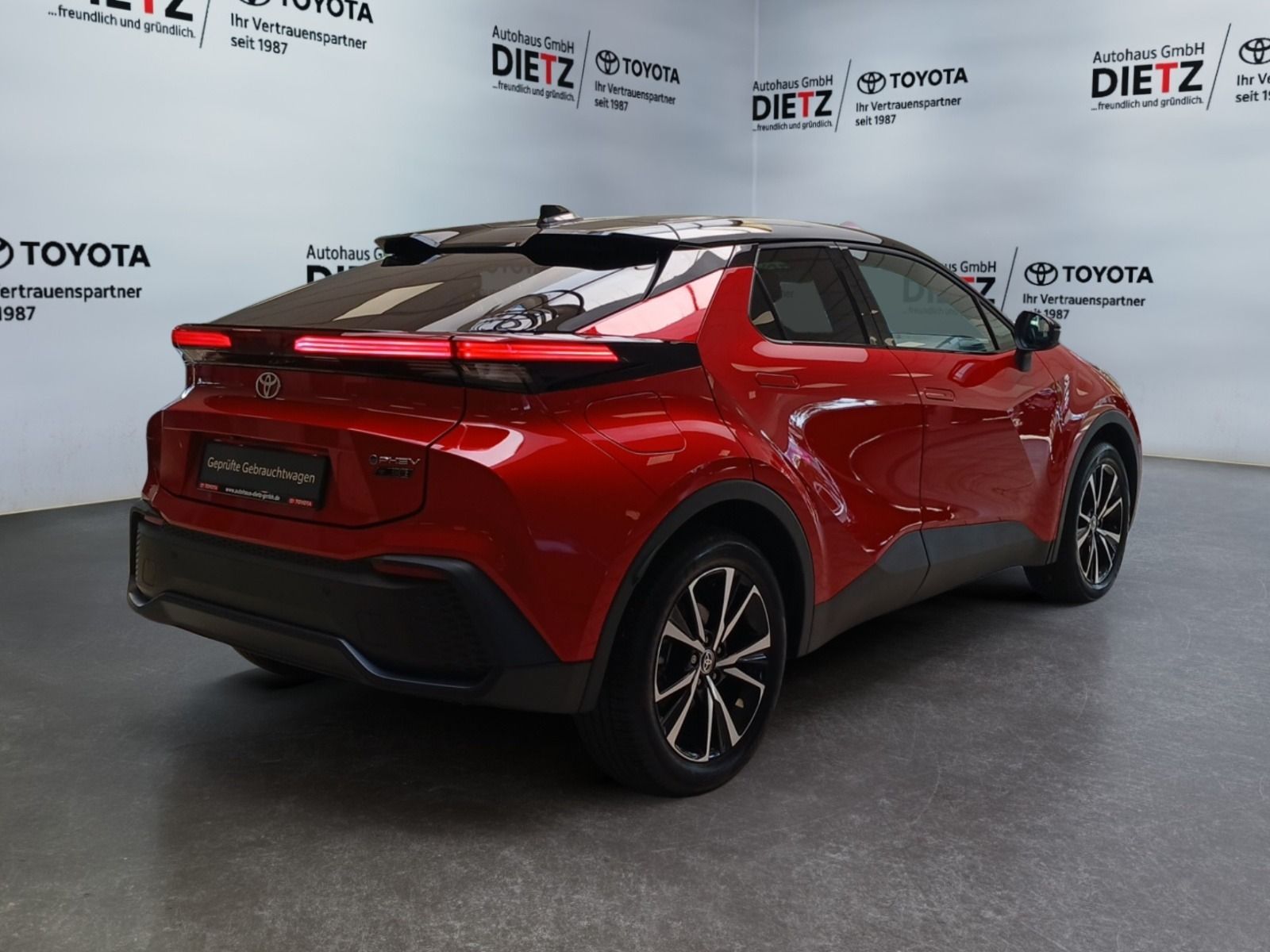 Toyota C-HR 2.0 Plug-In Hybrid FWD Team D*ACC*KAM
