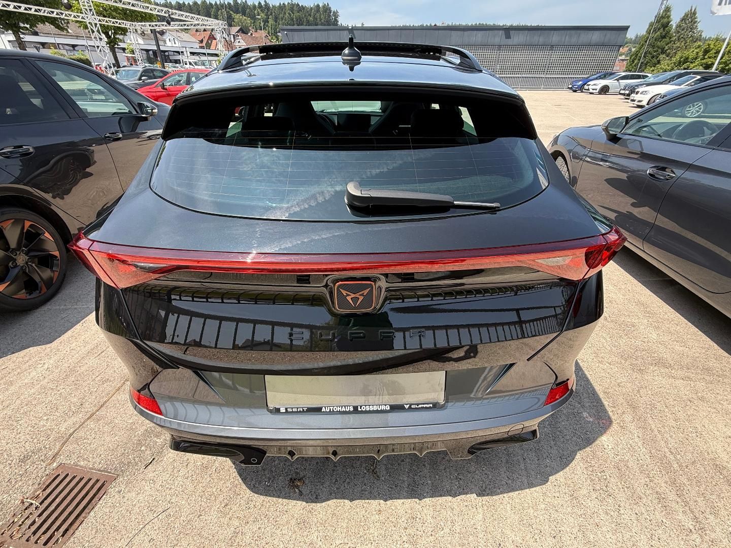 Cupra Formentor VZ 1.4 e-hybrid - Samsaru's Car Outlet