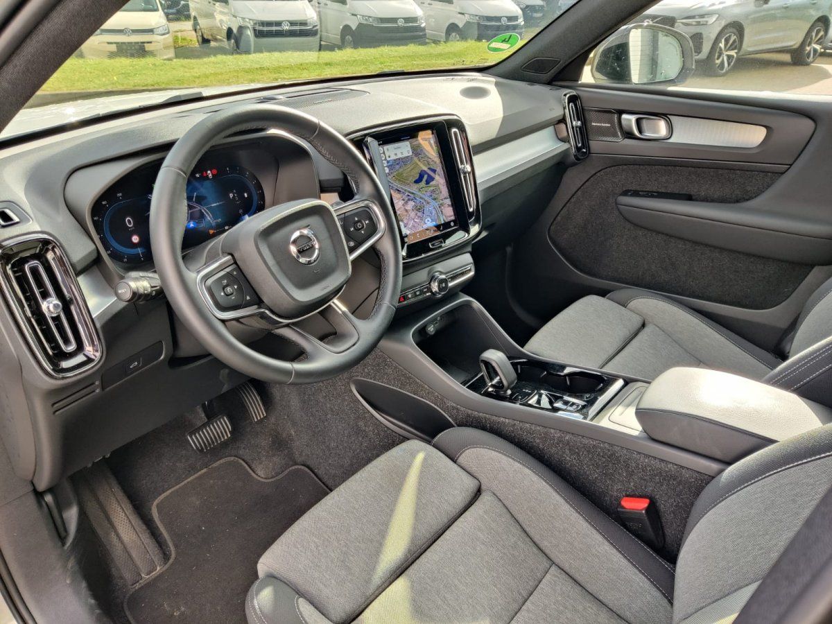 Volvo XC40 B3 Plus Dark 8-fach Aktionspreis