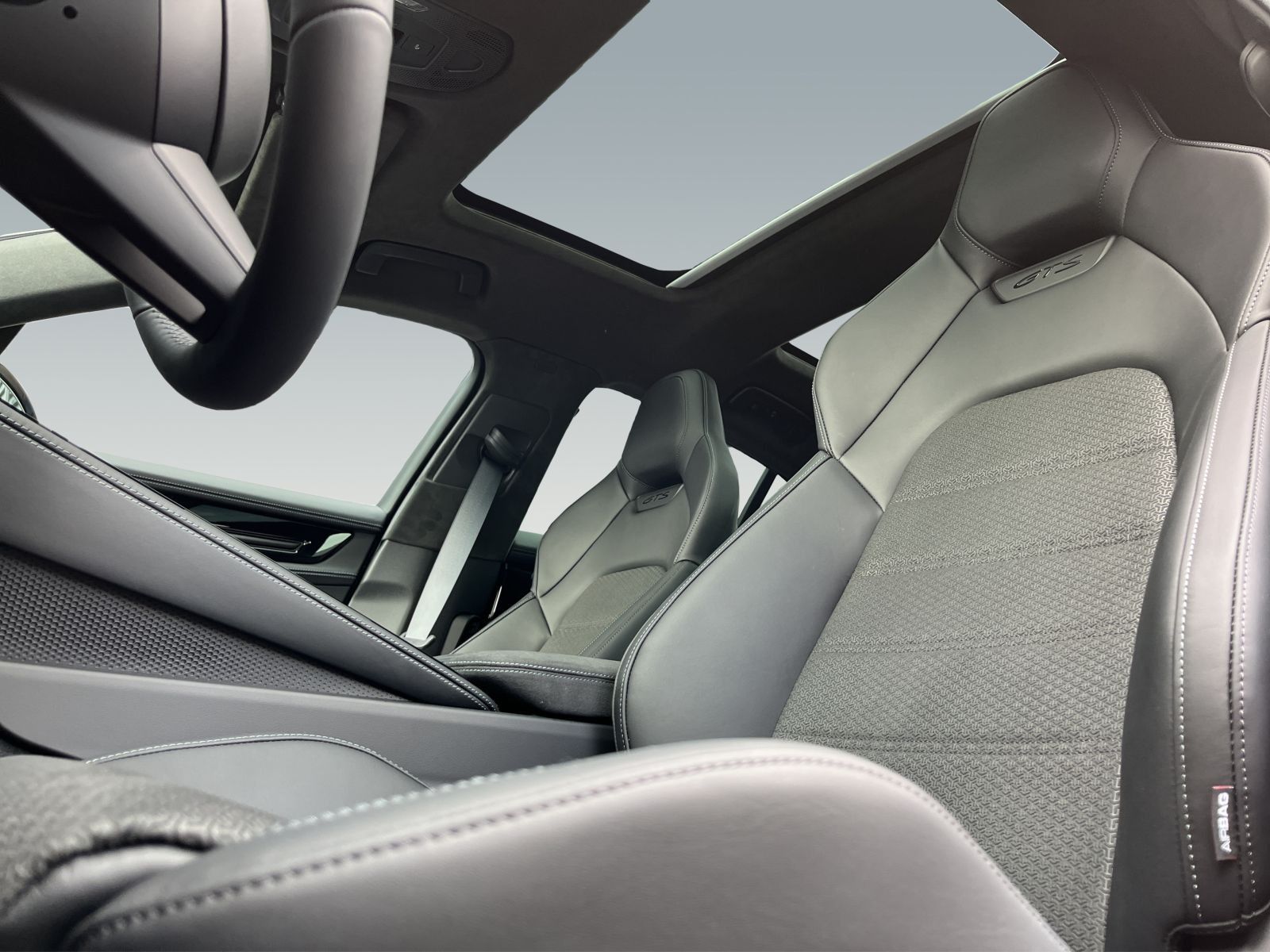 Porsche Panamera GTS Pano.,Privacy,Head-Up,Beifahrerdisp