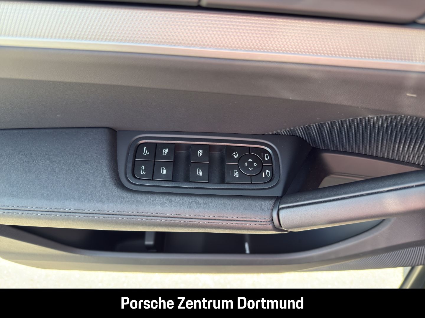 Porsche Cayenne Coupe LED-Matrix Surround-View Head-Up