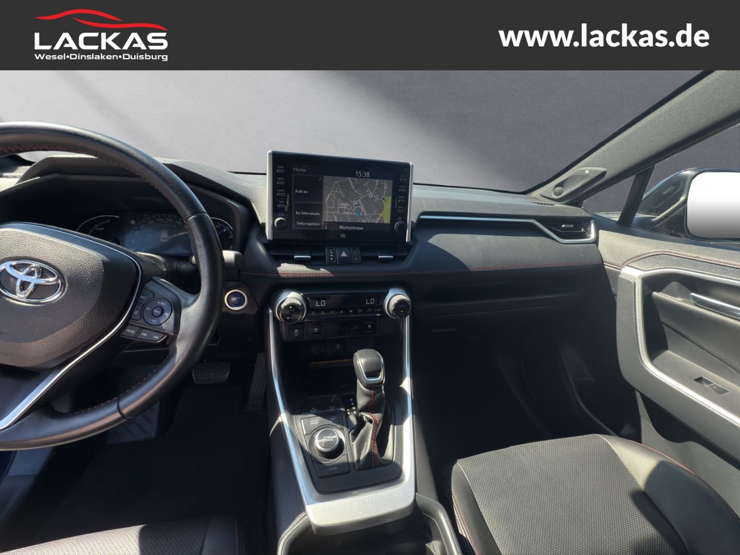Toyota RAV 4 Plug-In Hybrid 4x4 - Samsaru's Car Outlet