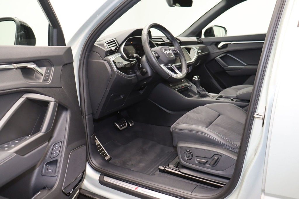 Audi Q3 Sportback 40 TDI quattro S line - Samsaru's Car Outlet