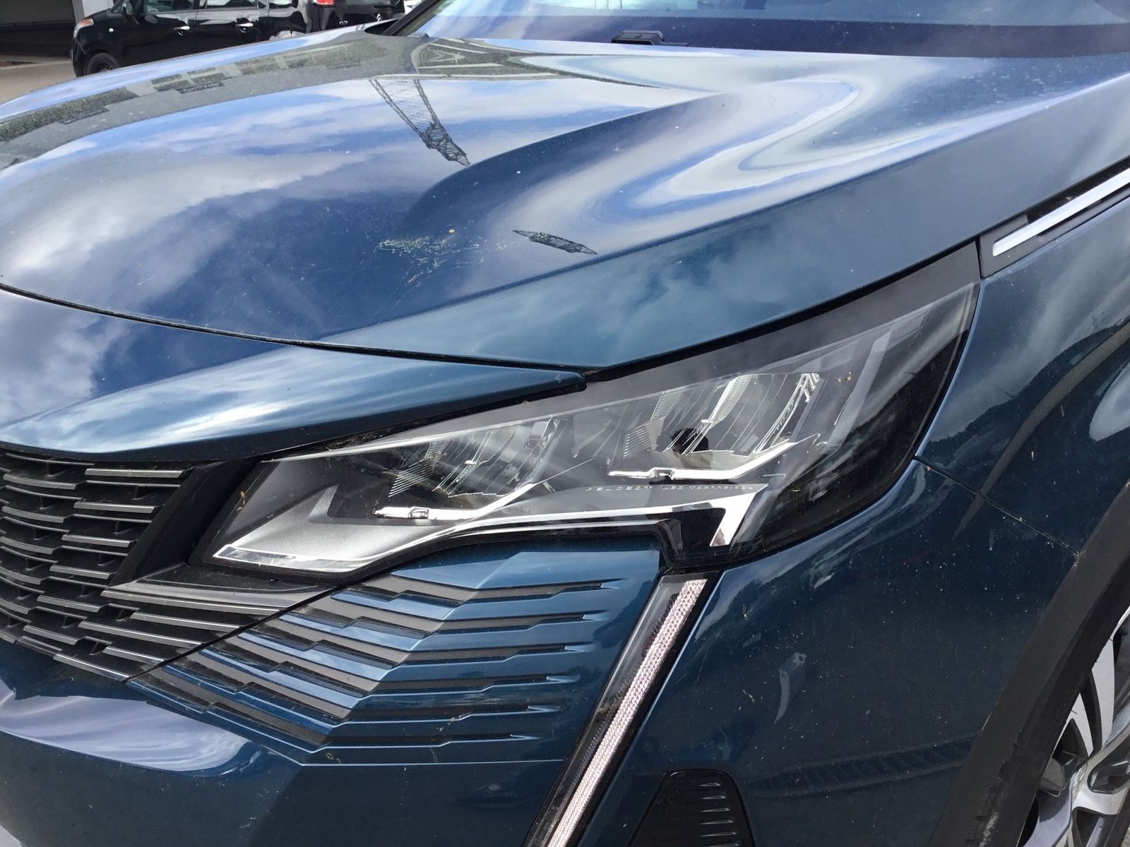 Peugeot 3008 Hybrid 225 (Plug-In) e-EAT8 Allure Pack AHK